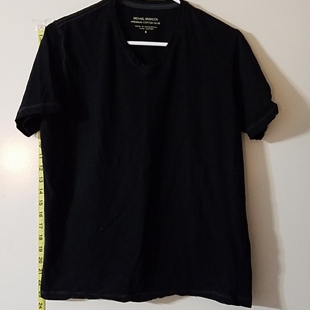 🌶mens S cotton v neck tee by Michael Brandon🌶